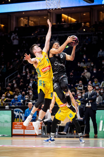 洲媒体的综 洲媒体的综