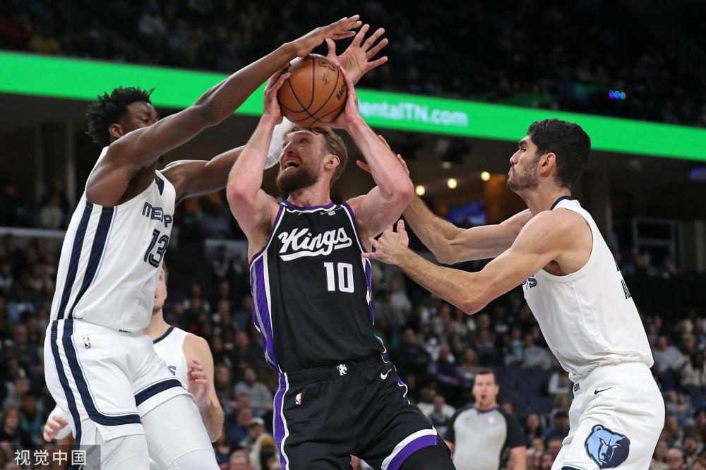 3亿英镑的 3亿英镑的